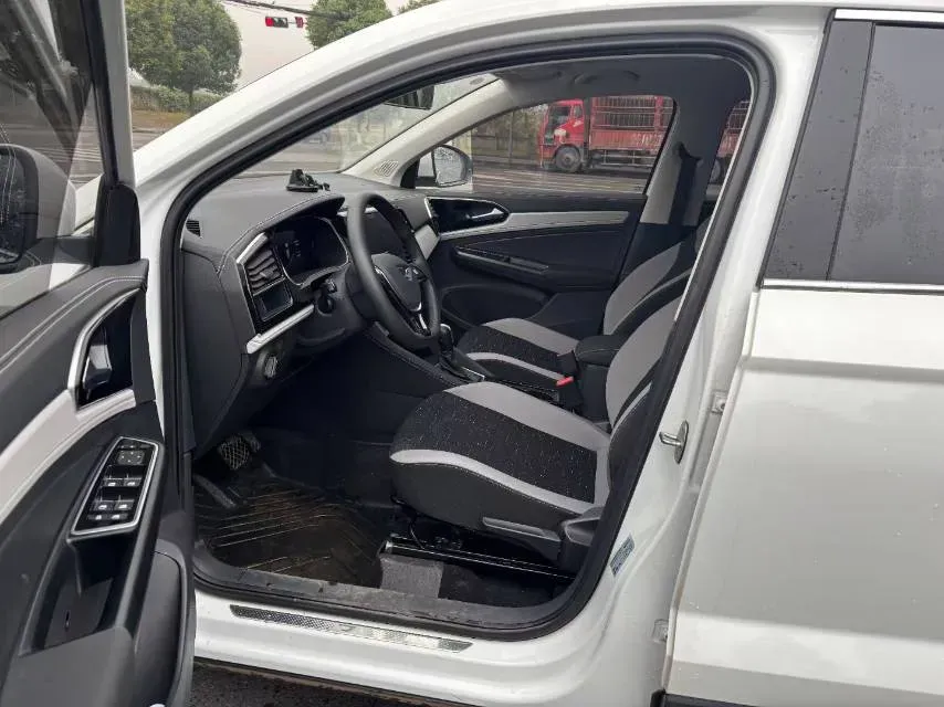 2023 Jetta VS7 1.4T 150HP L4 6AT,autocango,china used car exporter,china ev exporter,chinese used car exporter,chinese used ev exporter