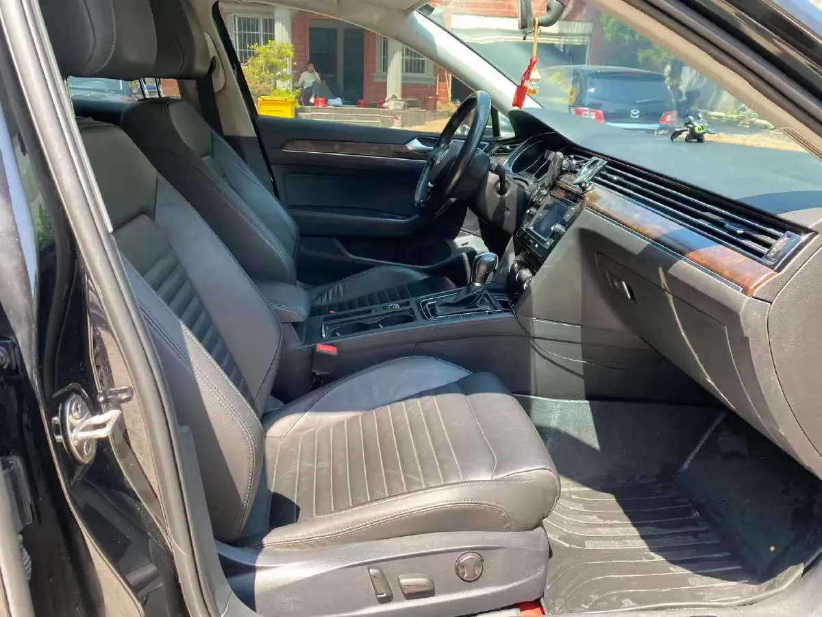 2019 Chevrolet Malibu XL 2.0T 241HP L4 9AT,autocango,china used car exporter,china ev exporter,chinese used car exporter,chinese used ev exporter