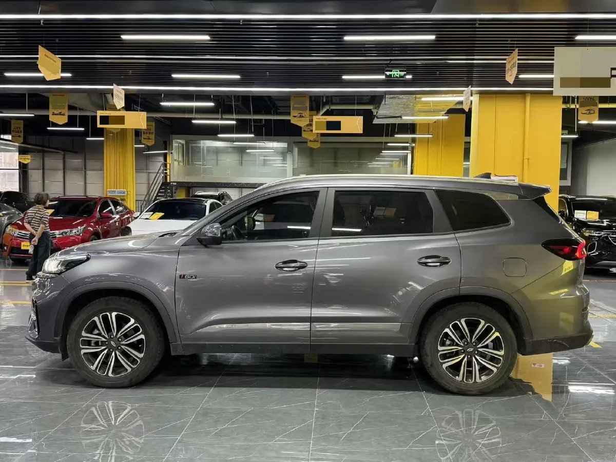 2021 Chery Tiggo 8 2.0T 254HP L4 7DCT,autocango,china used car exporter,china ev exporter,chinese used car exporter,chinese used ev exporter