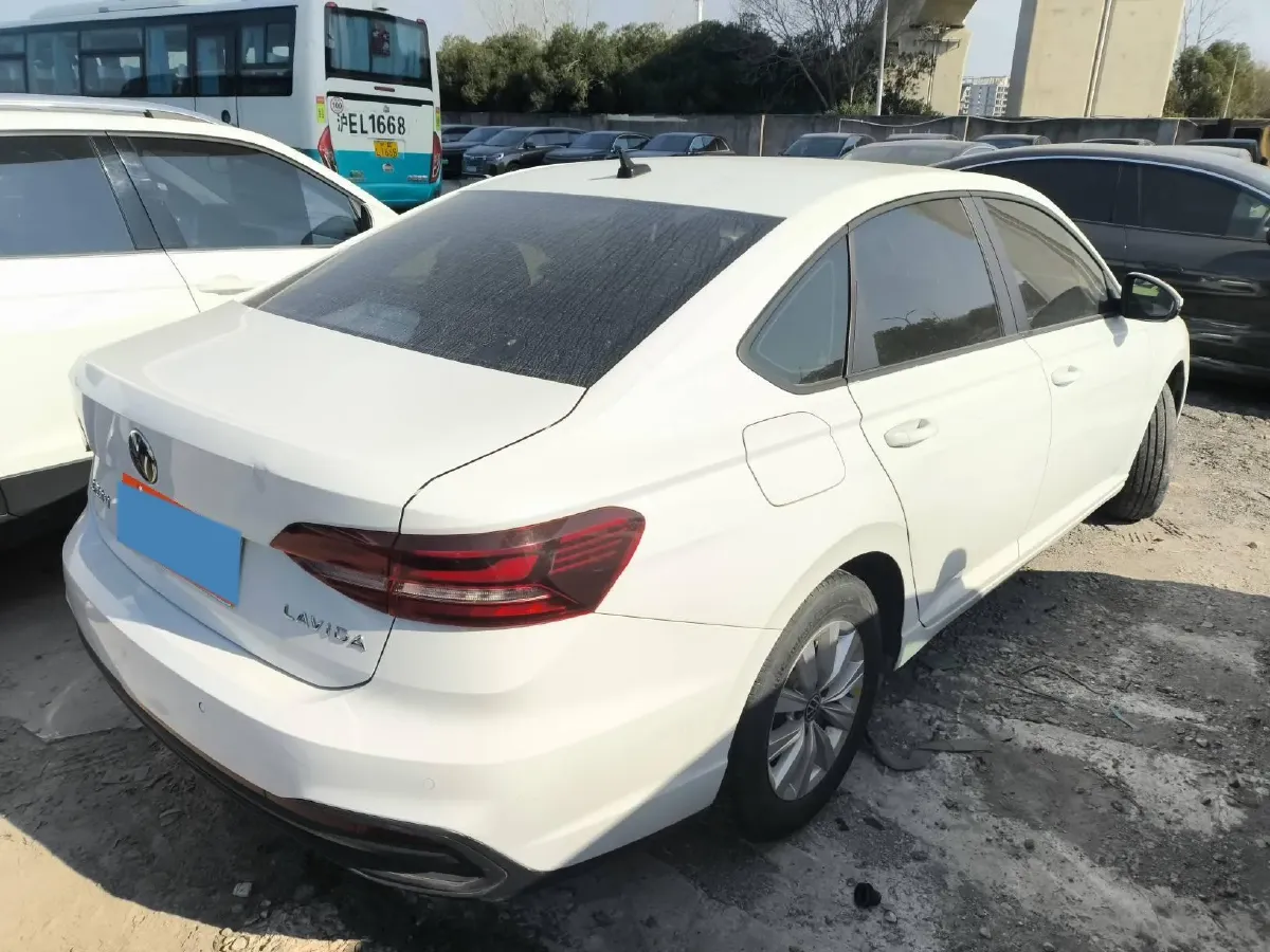 2023 Volkswagen Lavida 1.5L 110HP L4 6AT,autocango,china used car exporter,china ev exporter,chinese used car exporter,chinese used ev exporter