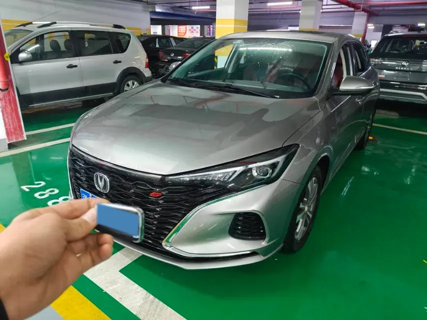 2021 ChangAn Eado 1.4T 160HP L4 7DCT,autocango,china used car exporter,china ev exporter,chinese used car exporter,chinese used ev exporter