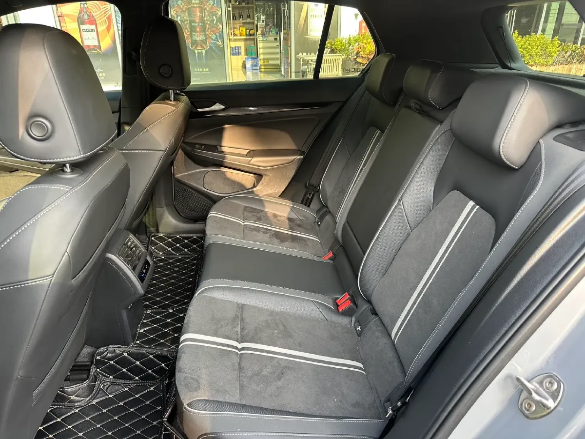 2021 Volkswagen Golf 1.4T 150HP L4 7DCT,autocango,china used car exporter,china ev exporter,chinese used car exporter,chinese used ev exporter