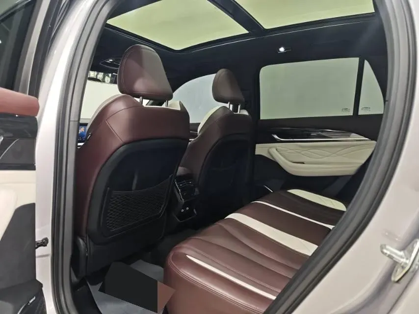 2021 Geely Monjaro 2.0T 238HP L4 8AT,autocango,china used car exporter,china ev exporter,chinese used car exporter,chinese used ev exporter