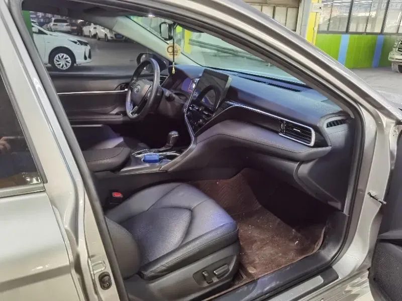 2021 Toyota Camry 2.5L 209HP L4 8AT,autocango,china used car exporter,china ev exporter,chinese used car exporter,chinese used ev exporter