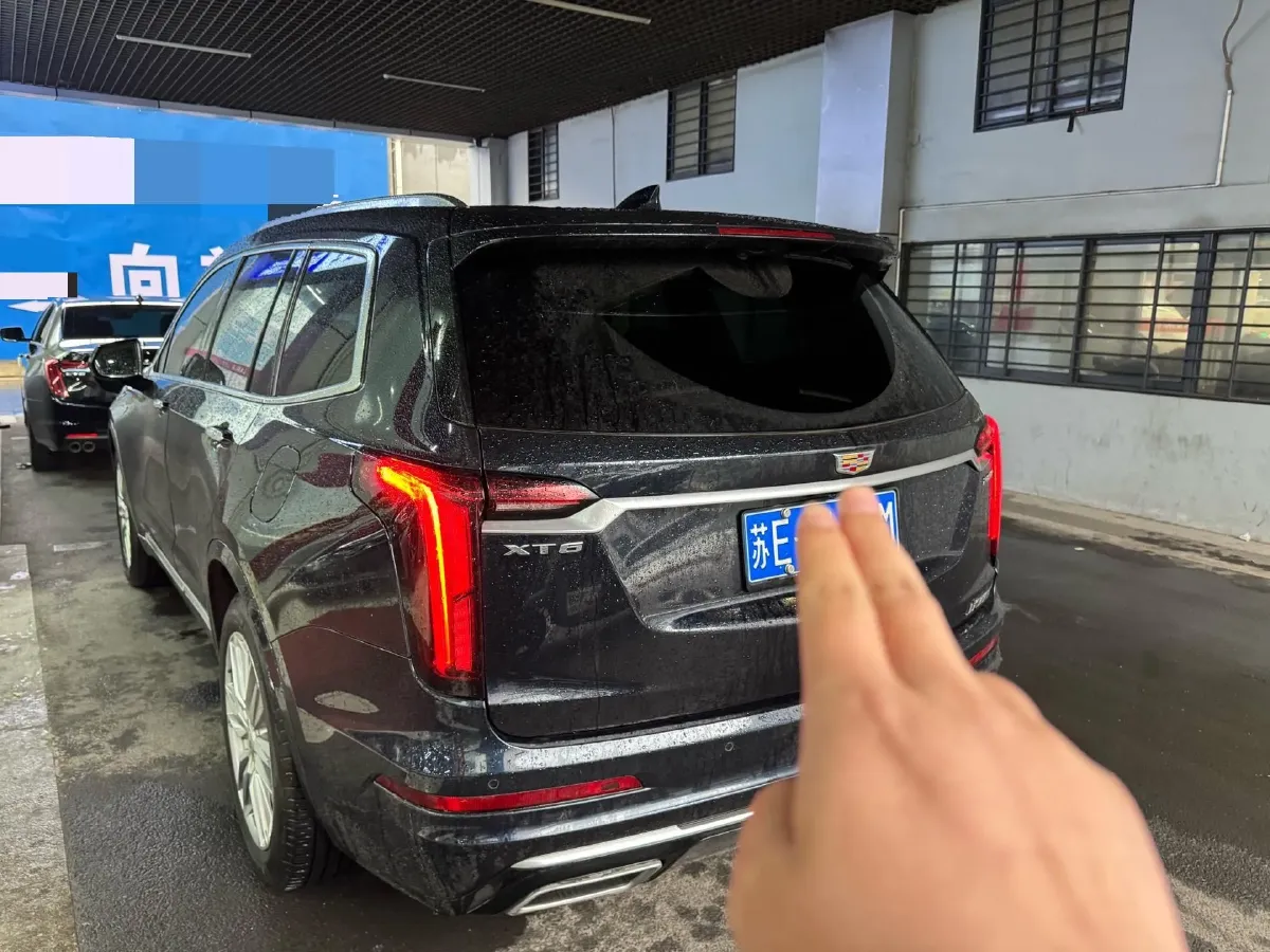 2022 Cadillac XT6 2.0T 237HP L4 9AT,autocango,china used car exporter,china ev exporter,chinese used car exporter,chinese used ev exporter