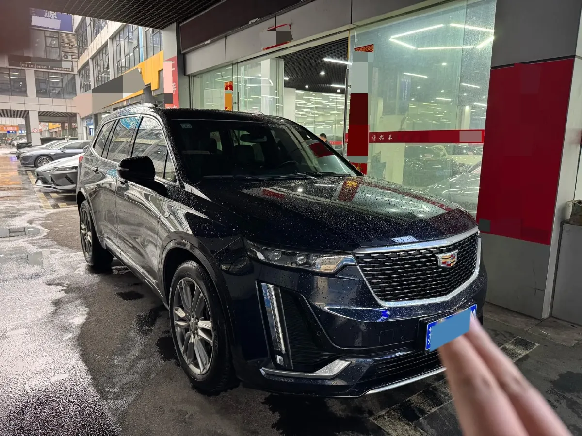 2022 Cadillac XT6 2.0T 237HP L4 9AT,autocango,china used car exporter,china ev exporter,chinese used car exporter,chinese used ev exporter