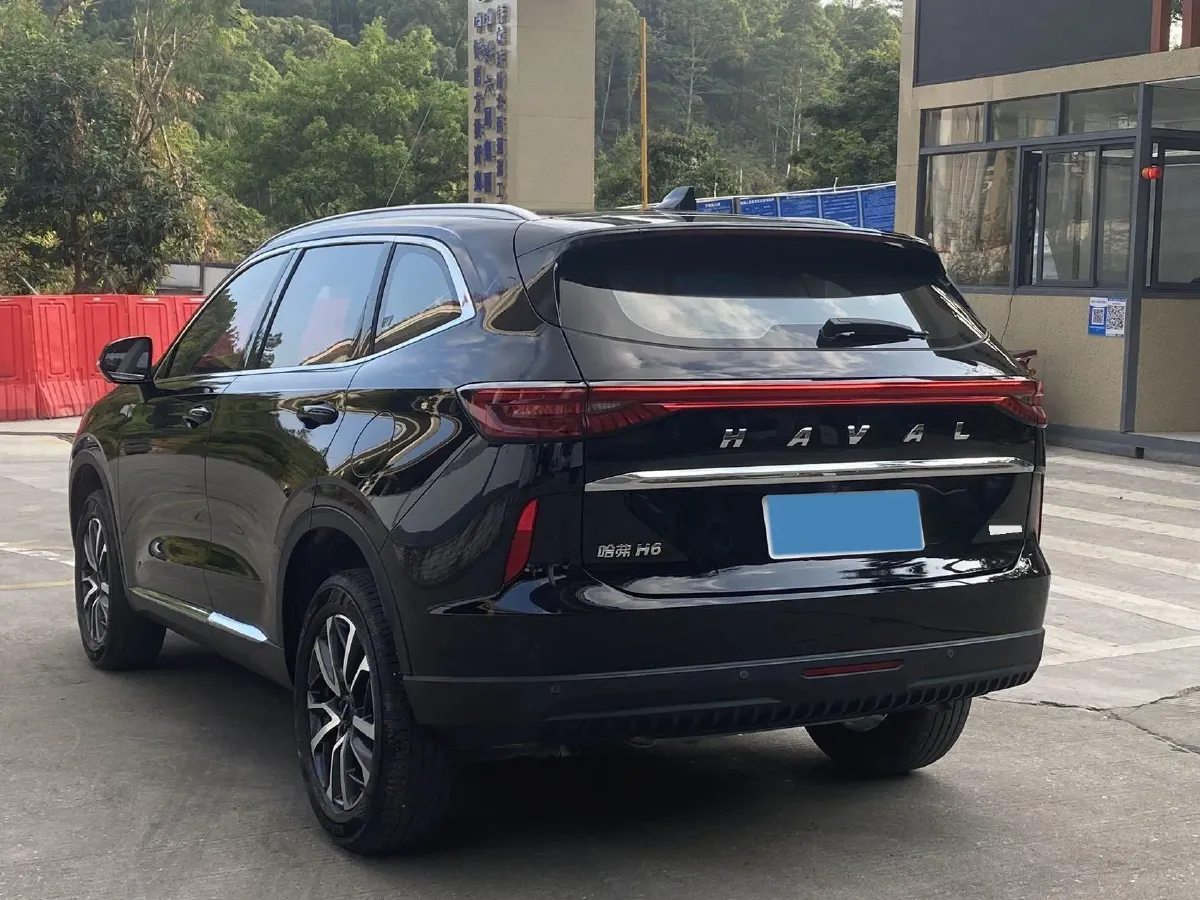 2022 Haval H6 1.5T 184HP L4 7DCT,autocango,china used car exporter,china ev exporter,chinese used car exporter,chinese used ev exporter