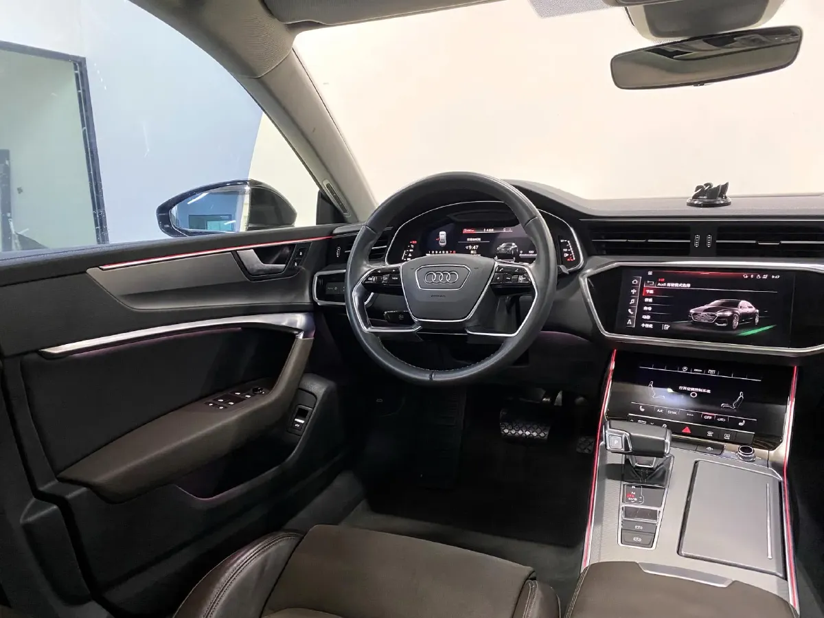 2022 Cadillac XT6 2.0T 237HP L4 9AT,autocango,china used car exporter,china ev exporter,chinese used car exporter,chinese used ev exporter