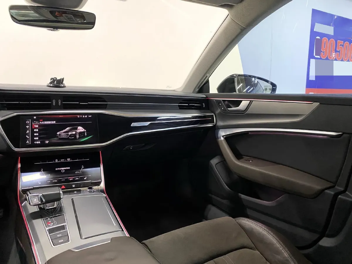 2022 Cadillac XT6 2.0T 237HP L4 9AT,autocango,china used car exporter,china ev exporter,chinese used car exporter,chinese used ev exporter