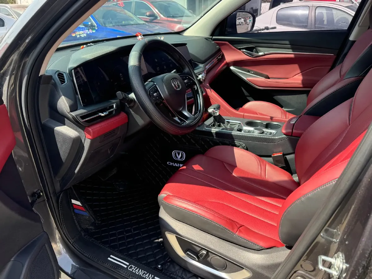 2020 ChangAn CS75 Plus 1.5T 178HP L4 6AT,autocango,china used car exporter,china ev exporter,chinese used car exporter,chinese used ev exporter