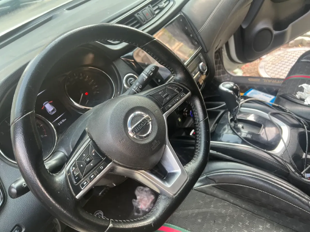 2019 Nissan X-Trail 2.0L 154HP L4 CVT,autocango,china used car exporter,china ev exporter,chinese used car exporter,chinese used ev exporter