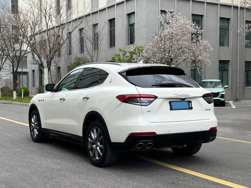 2021 Maserati Levante 3.0T 350HP V6 8AT,autocango,china used car exporter,china ev exporter,chinese used car exporter,chinese used ev exporter
