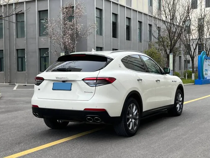 2021 Maserati Levante 3.0T 350HP V6 8AT,autocango,china used car exporter,china ev exporter,chinese used car exporter,chinese used ev exporter