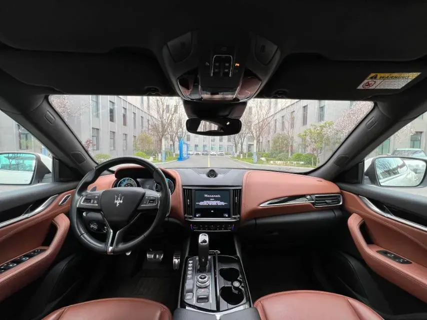 2021 Maserati Levante 3.0T 350HP V6 8AT,autocango,china used car exporter,china ev exporter,chinese used car exporter,chinese used ev exporter