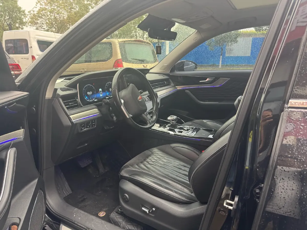 2022 HongQi HS5 2.0T 224HP L4 6AT,autocango,china used car exporter,china ev exporter,chinese used car exporter,chinese used ev exporter