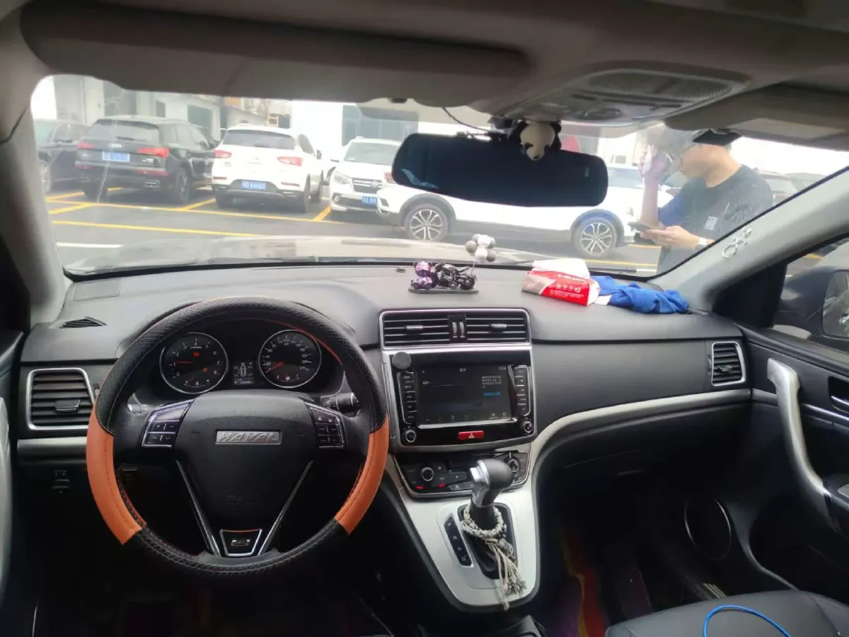 2019 Haval M6 1.5T 150HP L4 7DCT,autocango,china used car exporter,china ev exporter,chinese used car exporter,chinese used ev exporter