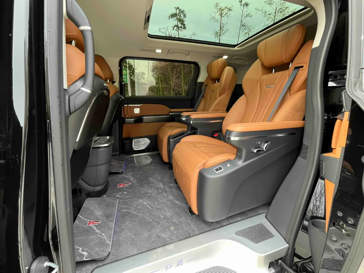 2023 HongQi HQ9 2.0T 252HP L4 8AT,autocango,china used car exporter,china ev exporter,chinese used car exporter,chinese used ev exporter