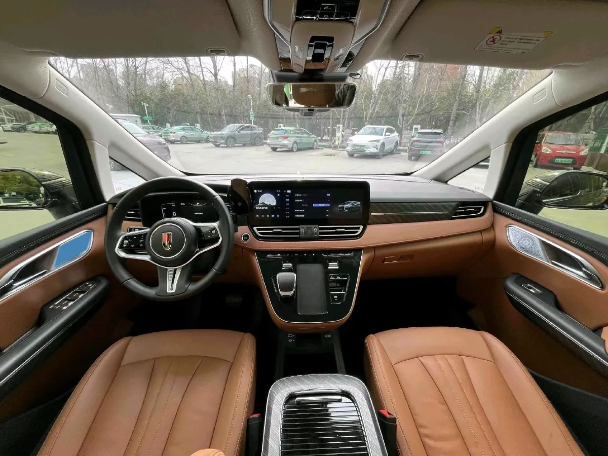 2023 HongQi HQ9 2.0T 252HP L4 8AT,autocango,china used car exporter,china ev exporter,chinese used car exporter,chinese used ev exporter