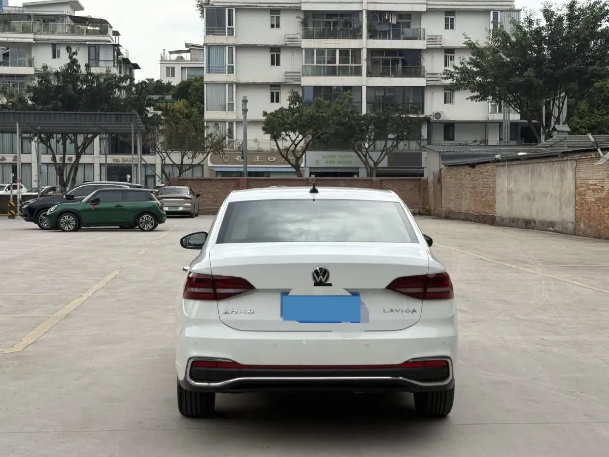 2023 Volkswagen Lavida 1.5L 110HP L4 6AT,autocango,china used car exporter,china ev exporter,chinese used car exporter,chinese used ev exporter