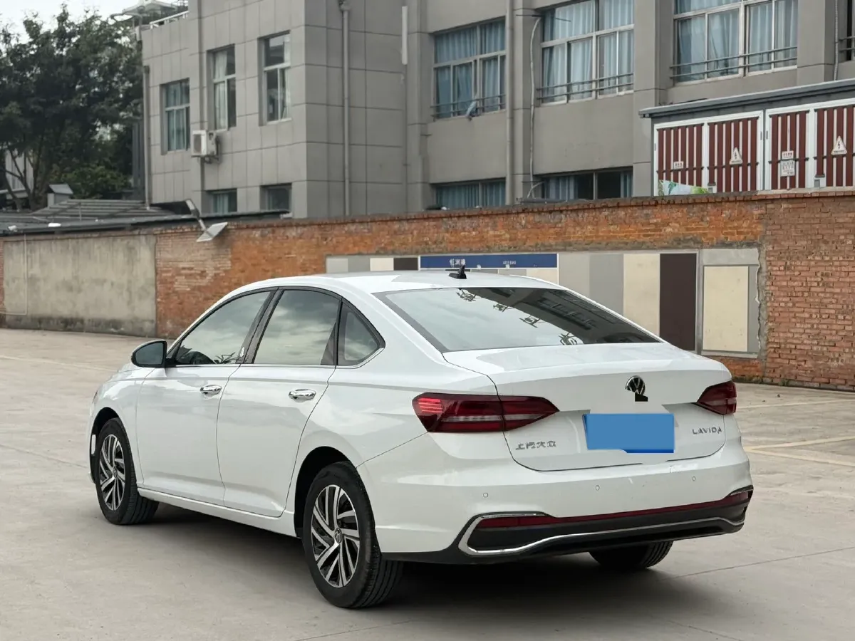2023 Volkswagen Lavida 1.5L 110HP L4 6AT,autocango,china used car exporter,china ev exporter,chinese used car exporter,chinese used ev exporter
