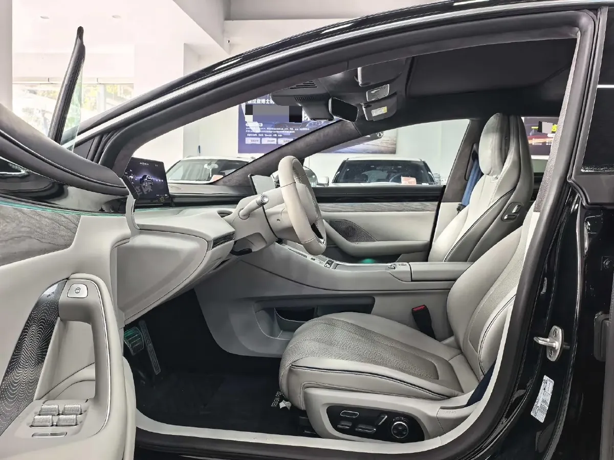 2025 Luxeed S7 BEV 100KWH,autocango,china used car exporter,china ev exporter,chinese used car exporter,chinese used ev exporter