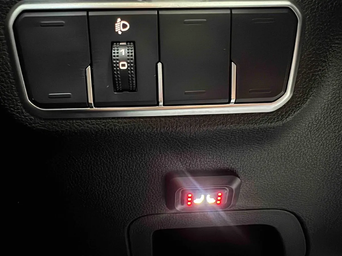 2022 Haval H6 1.5T 184HP L4 7DCT,autocango,china used car exporter,china ev exporter,chinese used car exporter,chinese used ev exporter