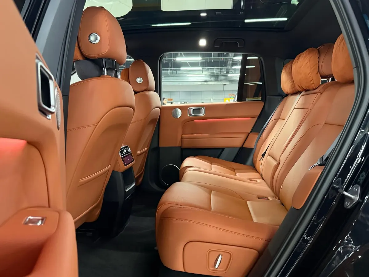 2024 Li L6 Range Extended 154HP L4 REEV 36.8KWH,autocango,china used car exporter,china ev exporter,chinese used car exporter,chinese used ev exporter