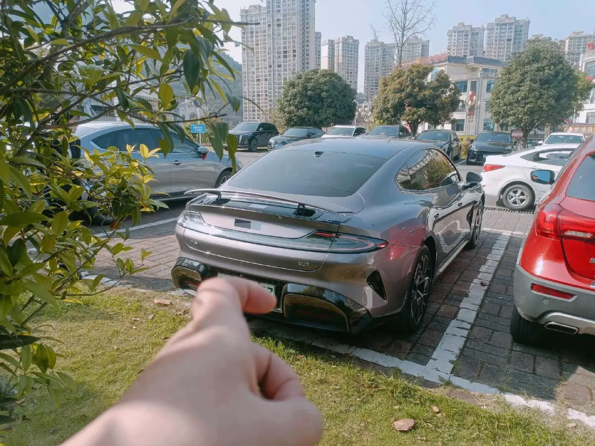 2024 MI SU7 BEV 94.3KWH,autocango,china used car exporter,china ev exporter,chinese used car exporter,chinese used ev exporter