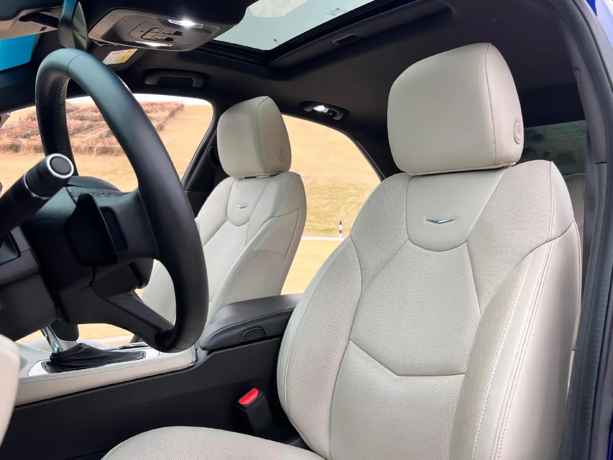 2023 Cadillac CT4 1.5T 211HP L4 8AT,autocango,china used car exporter,china ev exporter,chinese used car exporter,chinese used ev exporter