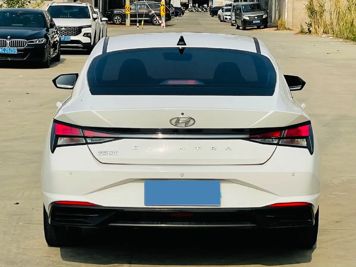 2022 Hyundai Elantra 1.5L 115HP L4 CVT,autocango,china used car exporter,china ev exporter,chinese used car exporter,chinese used ev exporter