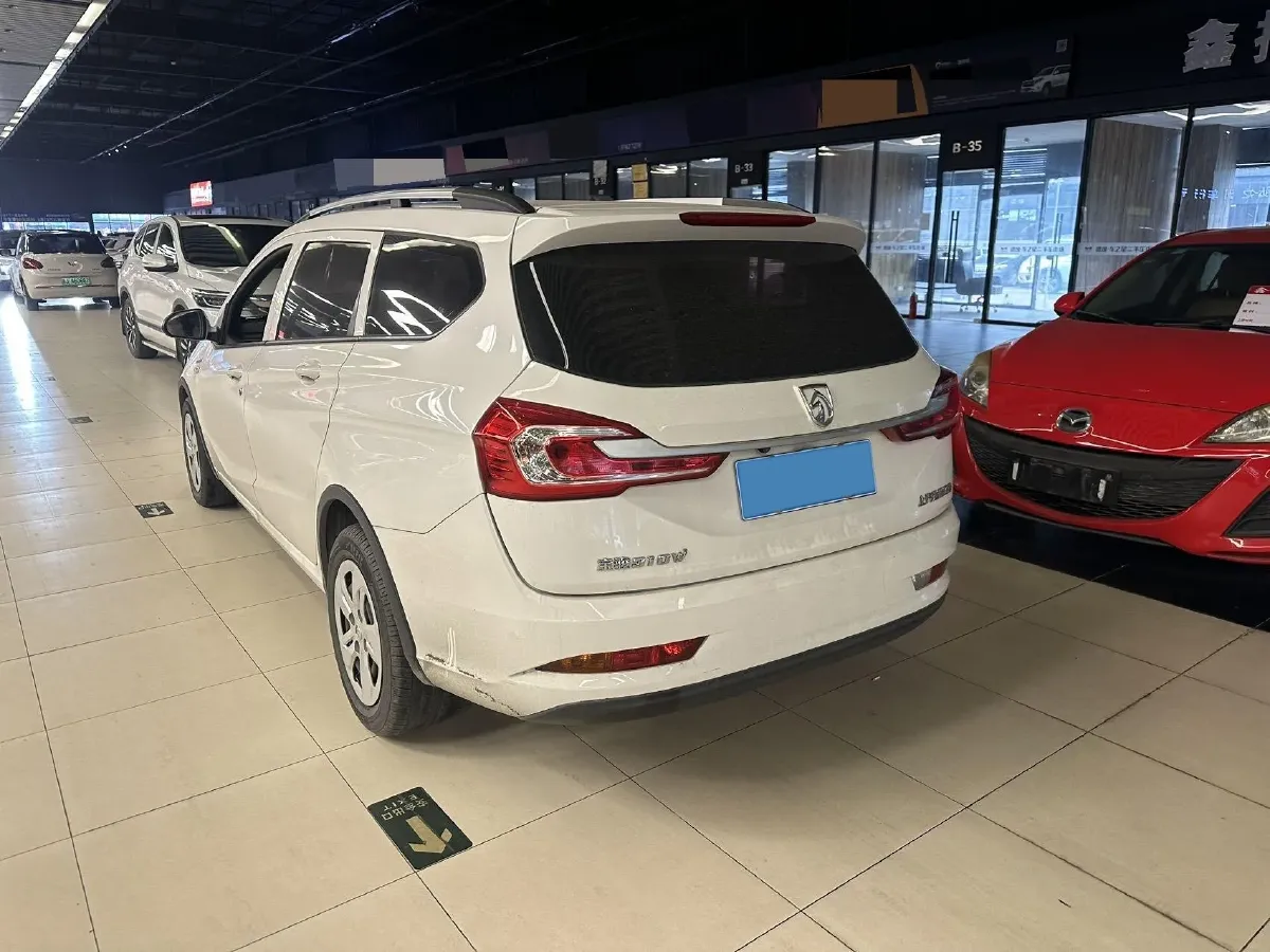2018 BaoJun 360 1.5L 112HP L4 6MT,autocango,china used car exporter,china ev exporter,chinese used car exporter,chinese used ev exporter