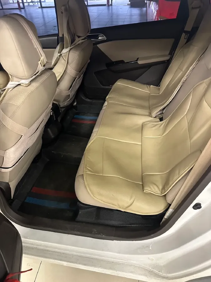 2018 BaoJun 360 1.5L 112HP L4 6MT,autocango,china used car exporter,china ev exporter,chinese used car exporter,chinese used ev exporter