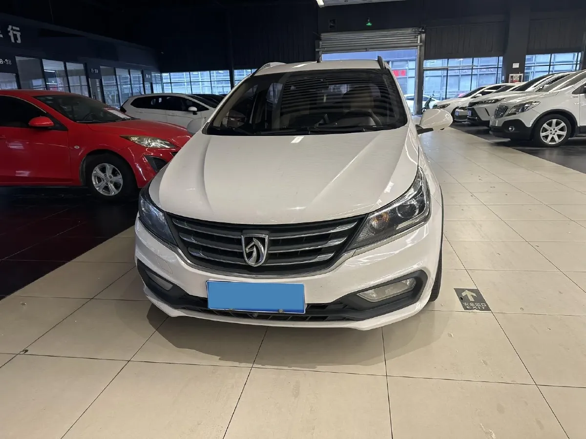 2018 BaoJun 360 1.5L 112HP L4 6MT,autocango,china used car exporter,china ev exporter,chinese used car exporter,chinese used ev exporter