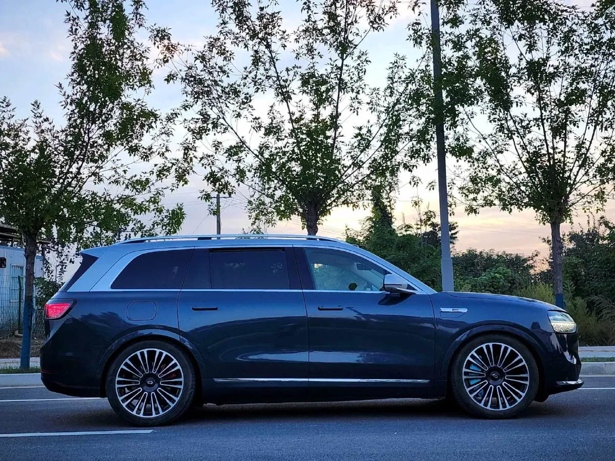 2024 AITO AITO M9 1.5T 152HP L4 REEV 52KWH,autocango,china used car exporter,china ev exporter,chinese used car exporter,chinese used ev exporter