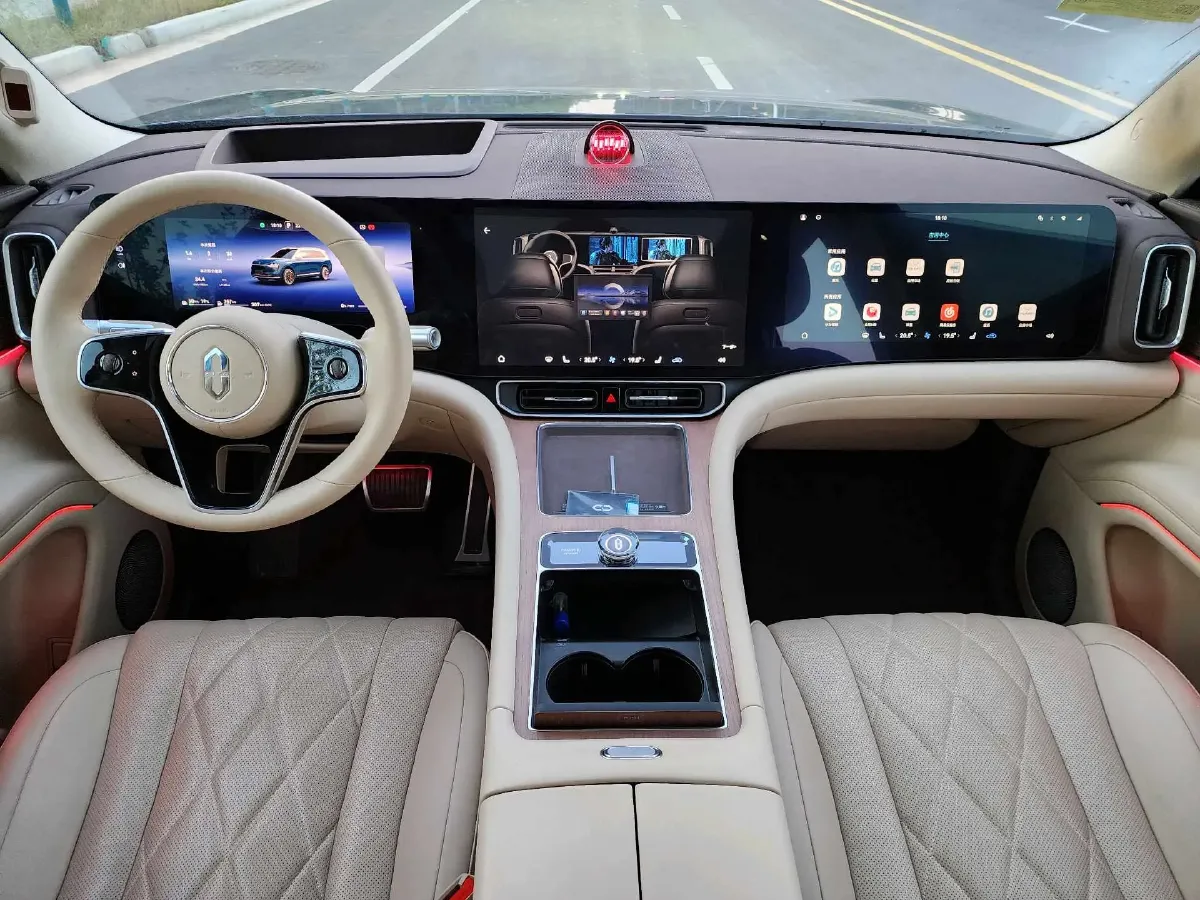 2024 AITO AITO M9 1.5T 152HP L4 REEV 52KWH,autocango,china used car exporter,china ev exporter,chinese used car exporter,chinese used ev exporter