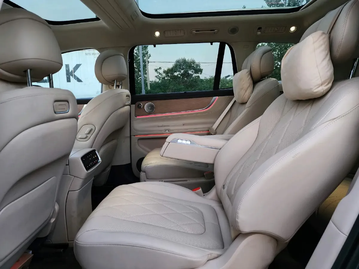 2024 AITO AITO M9 1.5T 152HP L4 REEV 52KWH,autocango,china used car exporter,china ev exporter,chinese used car exporter,chinese used ev exporter