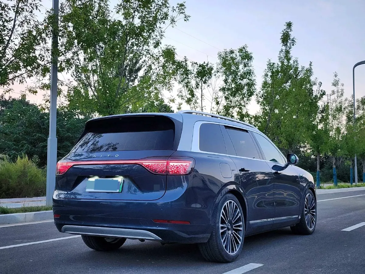 2024 AITO AITO M9 1.5T 152HP L4 REEV 52KWH,autocango,china used car exporter,china ev exporter,chinese used car exporter,chinese used ev exporter