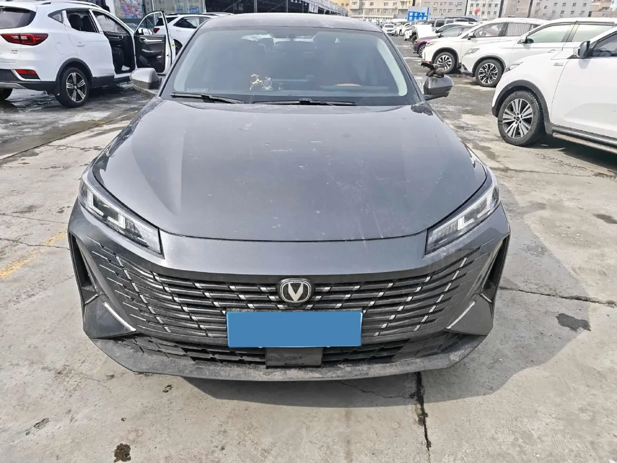 2024 ChangAn Eado 1.5T 170HP L4 7DCT,autocango,china used car exporter,china ev exporter,chinese used car exporter,chinese used ev exporter