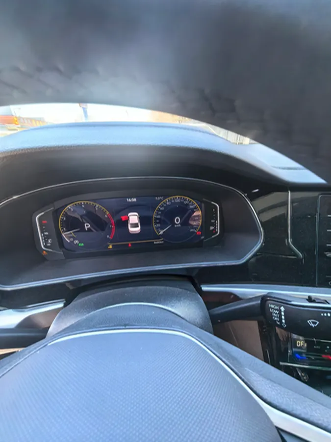 2025 Volkswagen Passat 2.0T 220HP L4 7DCT,autocango,china used car exporter,china ev exporter,chinese used car exporter,chinese used ev exporter