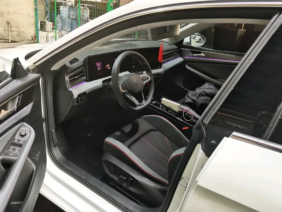 2025 Volkswagen Lamando 1.4T 150HP L4 7DCT,autocango,china used car exporter,china ev exporter,chinese used car exporter,chinese used ev exporter