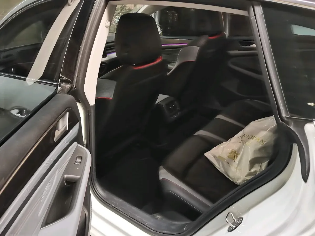 2025 Volkswagen Lamando 1.4T 150HP L4 7DCT,autocango,china used car exporter,china ev exporter,chinese used car exporter,chinese used ev exporter