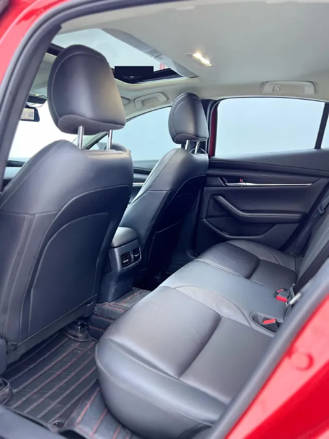 2022 Mazda 3 Axela 2.0L 158HP L4 6AT,autocango,china used car exporter,china ev exporter,chinese used car exporter,chinese used ev exporter