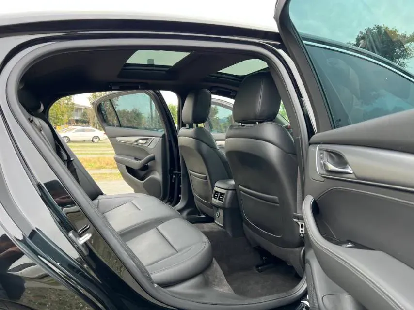 2024 Cadillac CT5 2.0T 237HP L4 10AT,autocango,china used car exporter,china ev exporter,chinese used car exporter,chinese used ev exporter