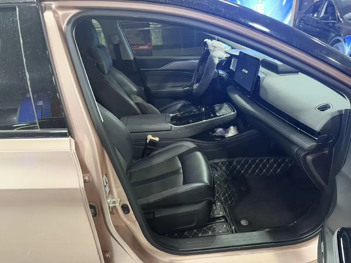 2022 LYNK&CO 02 2.0T 190HP L4 7DCT,autocango,china used car exporter,china ev exporter,chinese used car exporter,chinese used ev exporter