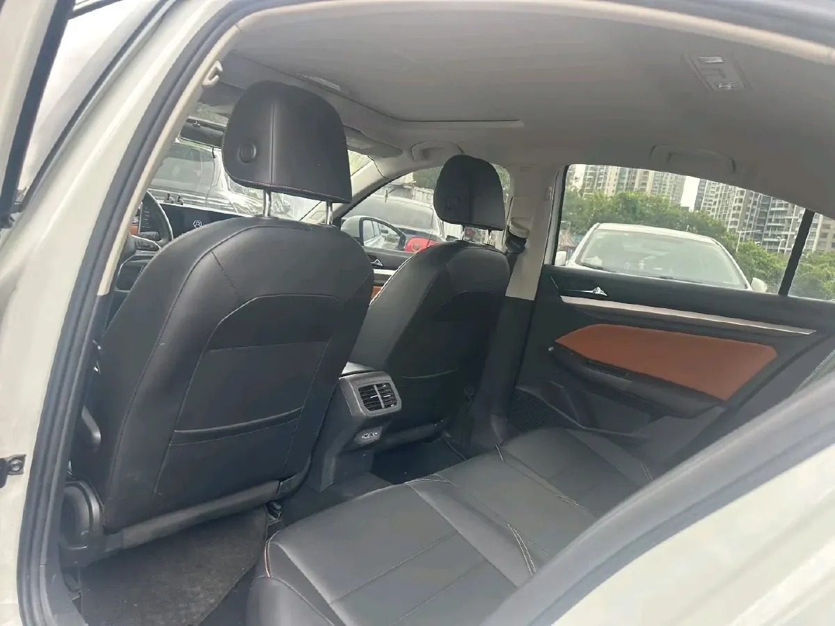 2023 Volkswagen Bora 1.2T 116HP L4 7DCT,autocango,china used car exporter,china ev exporter,chinese used car exporter,chinese used ev exporter