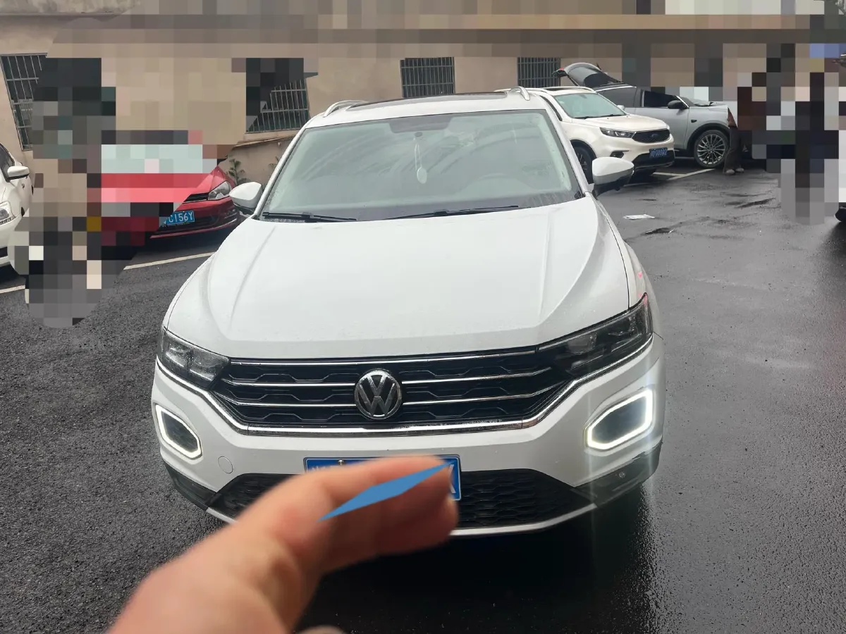 2019 Volkswagen T-Roc 1.4T 131HP L4 7DCT,autocango,china used car exporter,china ev exporter,chinese used car exporter,chinese used ev exporter
