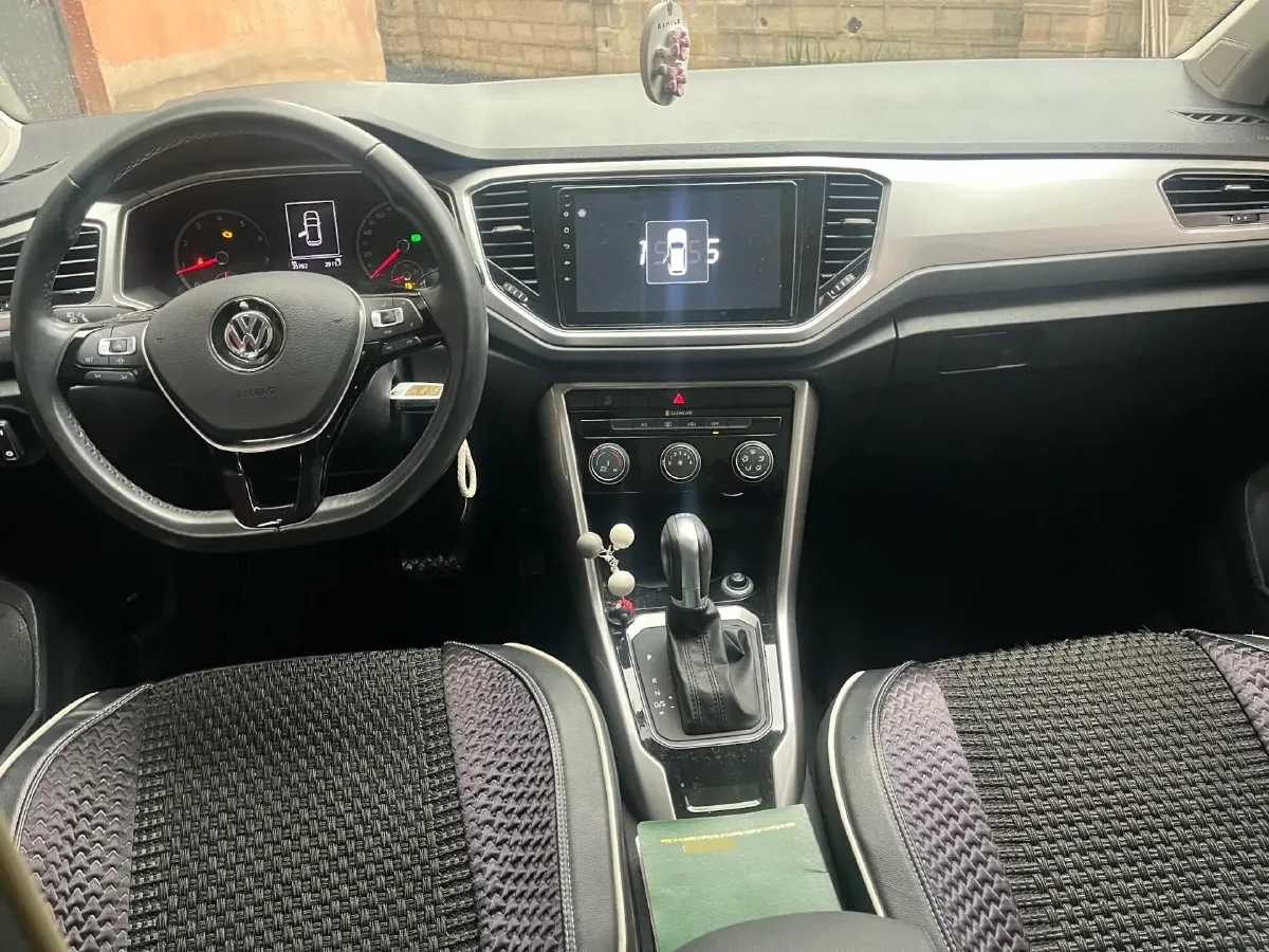 2019 Volkswagen T-Roc 1.4T 131HP L4 7DCT,autocango,china used car exporter,china ev exporter,chinese used car exporter,chinese used ev exporter