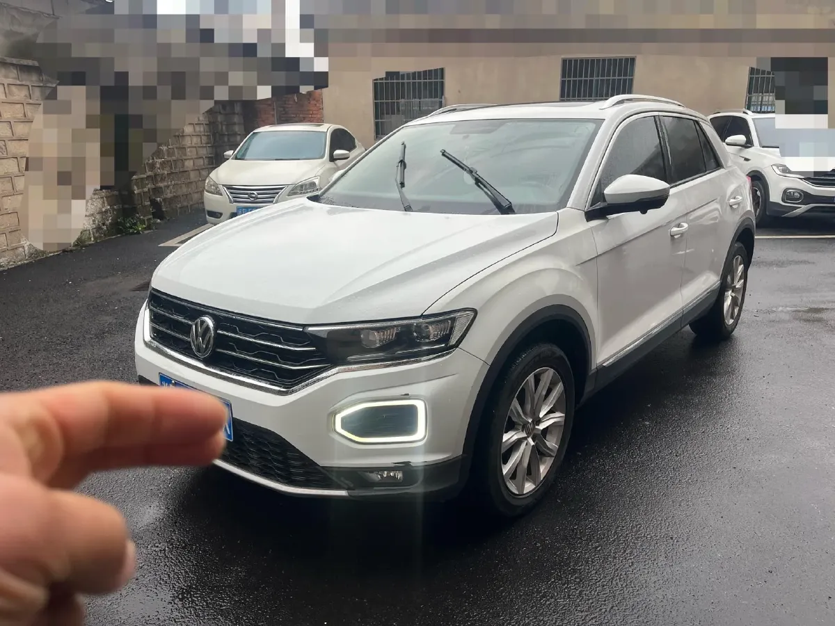 2019 Volkswagen T-Roc 1.4T 131HP L4 7DCT,autocango,china used car exporter,china ev exporter,chinese used car exporter,chinese used ev exporter