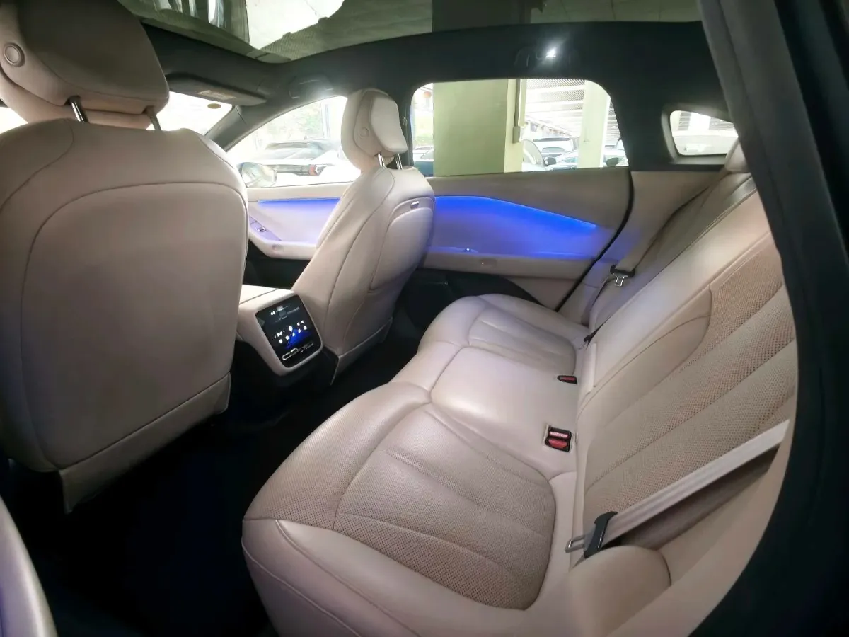 2024 Xpeng P7+ BEV 60.7KWH,autocango,china used car exporter,china ev exporter,chinese used car exporter,chinese used ev exporter