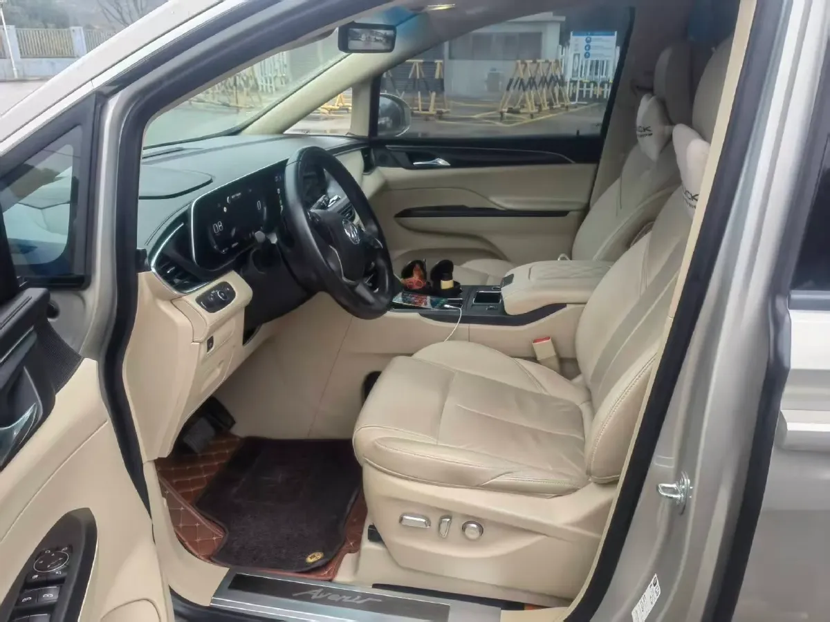 2022 Buick GL8 2.0T 237HP L4 9AT,autocango,china used car exporter,china ev exporter,chinese used car exporter,chinese used ev exporter